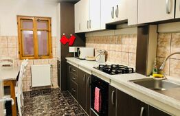 Apartament cu 4 camere, 77 mp, etaj intermediar, Burdujeni