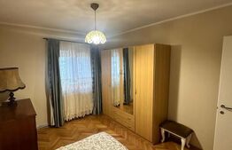 Apartament cu 4 camere, 77 mp, etaj intermediar, Burdujeni