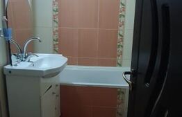 Apartament 3 camere, 68 mp, decomandat, etaj intermediar, zona Obcini