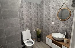 Apartament de vanzare, cu 3 camere, lux, 143 mp, zona Zamca