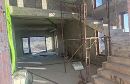 Casa de vanzare, cu 6 camere, 550 mp, zona-Drumul Mitocului