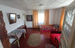 Casă de vânzare, cu 3 camere, 140 mp, zona-Dorna Arini