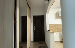 Apartament de vanzare, 2 camere, 50 mp, etaj intermediar, zona Burdujeni