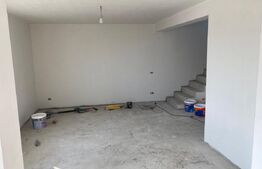 Duplex de vanzare, cu 4 camere, 112 mp util, 250 mp teren, zona Ipotești 