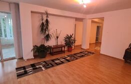 Apartament de vanzare, cu 4 camere, 120 mp, etaj intermediar, zona Obcini
