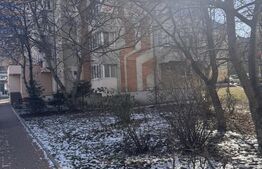 Teren intravilan de vanzare, 300 mp, zona Obcini