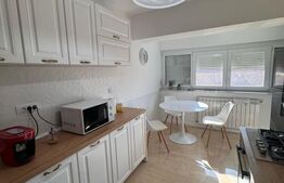 Apartament de vanzare, 2 camere, 60 mp, etaj 2, zona ultracentrala