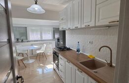 Apartament de vanzare, 2 camere, 60 mp, etaj 2, zona ultracentrala