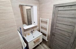 Apartament de vanzare, cu 2 camere, 42 mp, etaj 1, zona Burdujeni