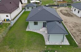 Casa individuala 195mp+2000mp teren, zona Volovat, Radauti