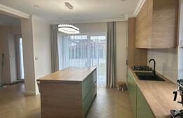 Casa individuala 195mp+1200mp teren, zona Volovat, Radauti