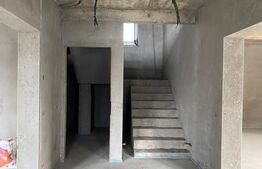 Casa individuala, 200 mp, 23 ari de teren, zona Moara Nica