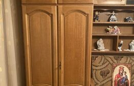 Casă de vânzare, cu 7 camere, 480 mp, zona Bd. Bucovina