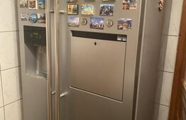 Casă de vânzare, cu 7 camere, 480 mp, zona Bd. Bucovina