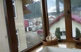 Apartament de vanzare, 4 camere, 100 mp, zona Vama, Suceava 