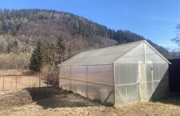 Casă de vânzare, cu 6 camere, 300 mp, spațioasă, în Câmpulung Moldovenesc