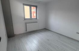 Apartament 3 camere, etj 1,  recent renovat, garaj inclus,   Radauti