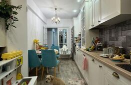Apartament cu 3 camere, 97 mp, etaj intermediar, decomandat, zona Centrala