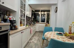 Apartament cu 3 camere, 97 mp, etaj intermediar, decomandat, zona Centrala
