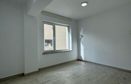 Apartament 3 camere, 100 mp, etaj intermediar, bloc nou, zona Zamca