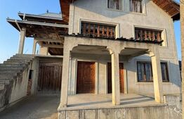 Casă individuală, 290 mp, P+M, 300 mp teren, zona Salcea 