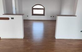 Casa finisata, teren 2500mp, Marginea