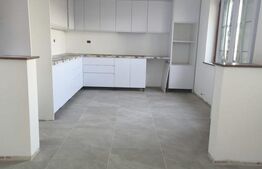 Casa finisata, teren 2500mp, Marginea