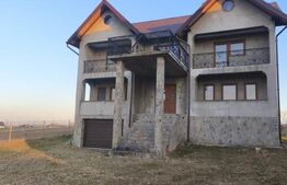 Casa finisata, teren 2500mp, Marginea