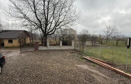 Casa pe parter, 4 camere, 5000 mp teren, zona Lipoveni