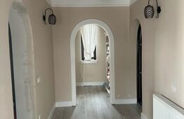 Casa individuala, 6 camere, 372 mp utili, zona Frumoasa 