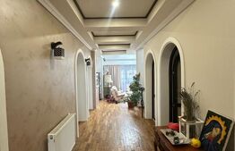 Casa individuala, 6 camere, 372 mp utili, zona Frumoasa 