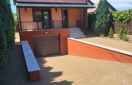 Casa individuala, cu 4 camere, 240 mp, 800 mp teren, zona Burdujeni