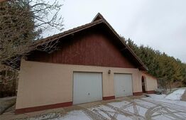  Casa deosebita , teren 2000mp, Radauti