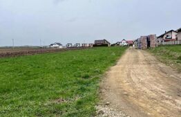 Teren intravilan, 1792 mp, Radauti