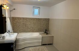 Apartament 3 camere, modern, 100 mp, decomandat, zona Ultracentrală