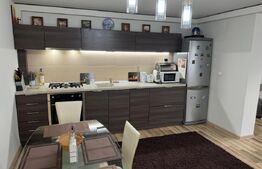 Apartament 3 camere, modern, 100 mp, decomandat, zona Ultracentrală
