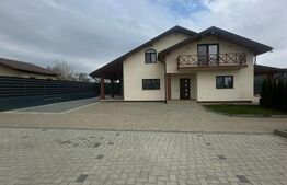 Casa individuala, cu 5 camere, 160 mp utili, zona Patrauti