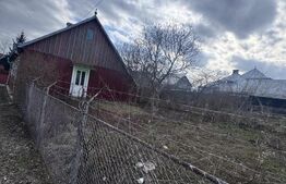 Casa demolabila, teren 1000mp, centru , Radauti