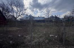 Casa demolabila, teren 1000mp, centru , Radauti