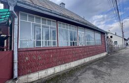 Casa demolabila, teren 1000mp, centru , Radauti