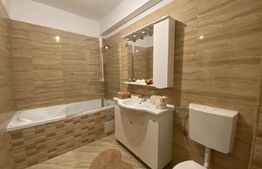 Apartament 2 camere, etaj intermediar, Radauti