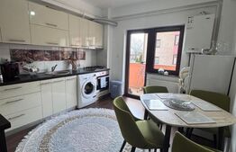 Apartament 2 camere, etaj intermediar, Radauti