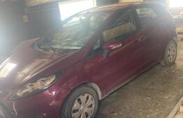 Casă de vanzare, cu 4 camere, 120 mp, zona Neagra Șarului