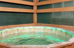 Închiriere pensiune+restaurant, 9 camere, 1.068 mp, zona Câmpulung Moldovenesc 