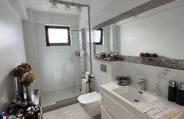 Apartament cu 2 camere, 74 mp, etaj 2, parcare subterană + boxă, zona centrala