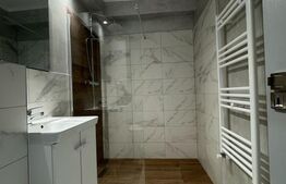 Apartament 2 camere, 47 mp, etaj intermediar, renovat, zona ultracentrală