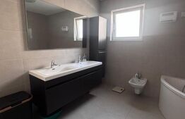 Casa individuala cu 5 camere, 450mp teren, Satu Mare