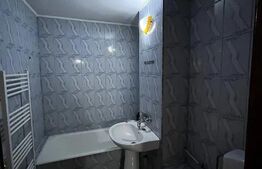 Apartament cu 3 camere, parter, zona Zamca