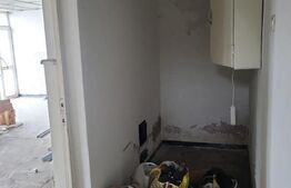 Comision 0! Apartament/spatiu comercial,  77,2mp, parter , teren 80mp Dornesti