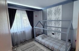 Apartament cu 4 camere, etaj intermediar, decomandat, Cuza Voda I